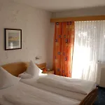 Hotel Edelweiss 3*